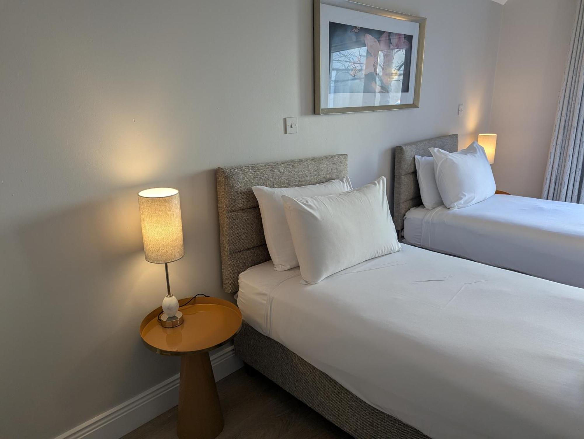 גלוואיי St Bridget'S Apartments מראה חיצוני תמונה